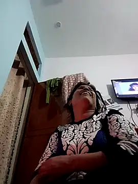 Snapshot of aliya-jaan71 chatting on 6, 1, 2026 aliya-jaan71 online show from 6, 1, 2026