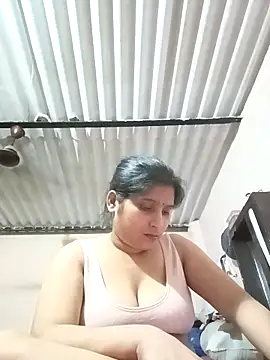 aliya-jaan71 online show from 28, 4, 2026