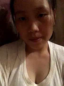 Snapshot of huong-18 chatting on 26, 9, 2025 huong-18 online show from 26, 9, 2025