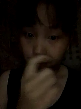 Snapshot of huong-18 chatting on 26, 9, 2025 huong-18 online show from 26, 9, 2025