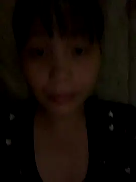 Snapshot of huong-18 chatting on 15, 10, 2025 huong-18 online show from 15, 10, 2025