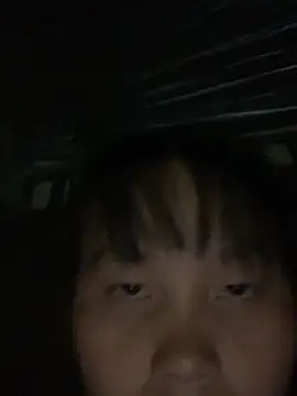 Snapshot of huong-18 chatting on 26, 10, 2025 huong-18 online show from 26, 10, 2025