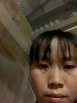 Snapshot of huong-18 chatting on 29, 10, 2025 huong-18 online show from 29, 10, 2025