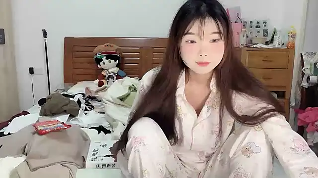 Snapshot of Akong11 chatting on 26, 9, 2025 Akong11 online show from 26, 9, 2025