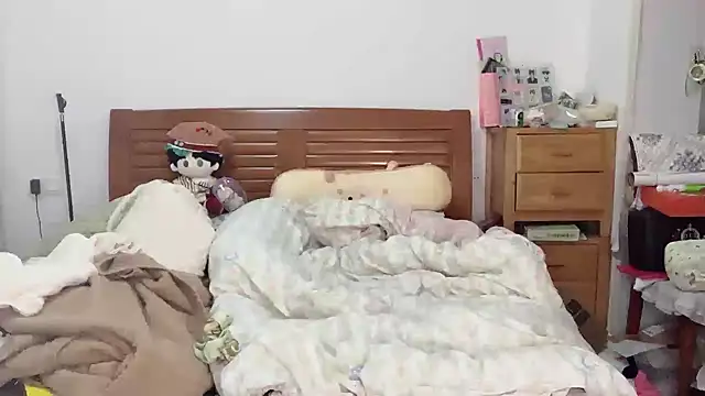 Snapshot of Akong11 chatting on 27, 10, 2025 Akong11 online show from 27, 10, 2025