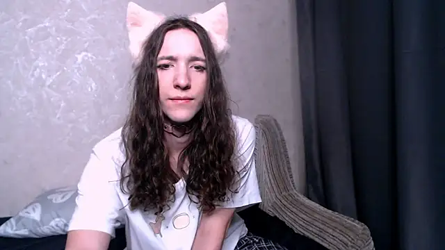 Snapshot of SilverMuse_ chatting on 27, 9, 2025 SilverMuse online show from 27, 9, 2025