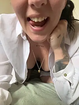 Snapshot of anonyme_hot47 chatting on 23, 11, 2025 anonyme hot47 online show from 23, 11, 2025