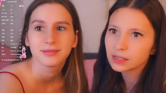 GabrielleLynchard online show from 17, 11, 2025