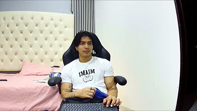 toji luxxer online show from 22, 10, 2025