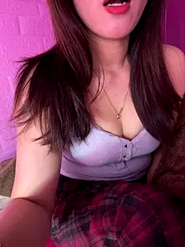 Moon pusy online show from 18, 12, 2025