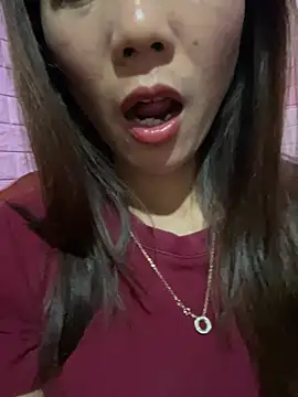 Moon pusy online show from 13, 2, 2026