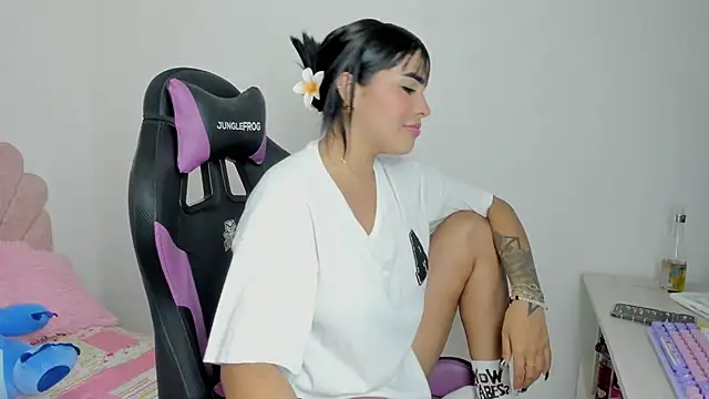 evelynrojas online show from 28, 11, 2025