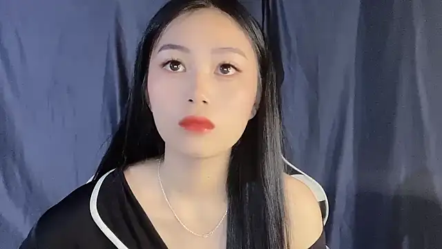 Lyly4757 online show from 20, 9, 2025