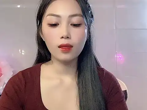 Lyly4757 online show from 25, 10, 2025