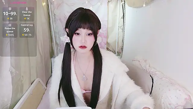 Snapshot of schoolgirl-nurse chatting on 22, 12, 2025 schoolgirl-nurse online show from 22, 12, 2025