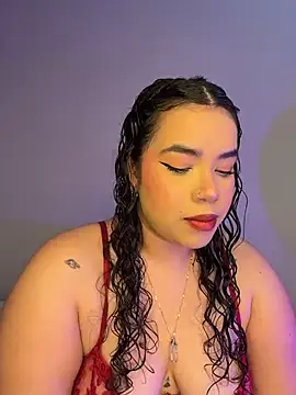 krisstenSantos online show from 5, 3, 2026