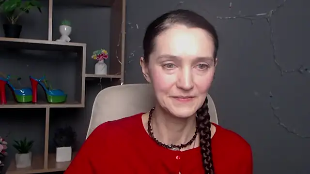 Snapshot of TayaFinch chatting on 16, 11, 2025 TayaFinch online show from 16, 11, 2025