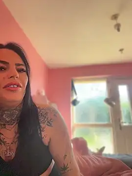Snapshot of DIRTY_PAISLEY_X chatting on 23, 4, 2026 DIRTY PAISLEY X online show from 23, 4, 2026