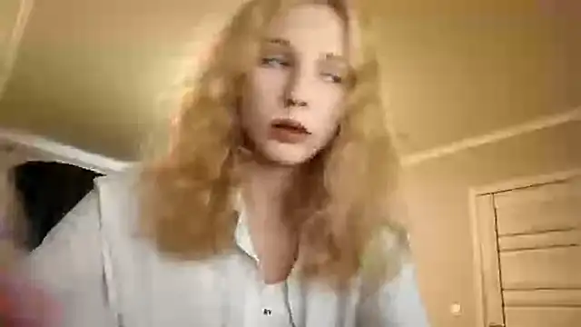 Fafa Fluff online show from 30, 9, 2025