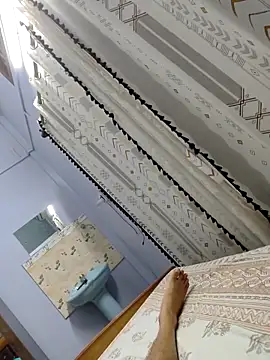 Snapshot of Donerviky chatting on 28, 10, 2025 Donerviky online show from 28, 10, 2025