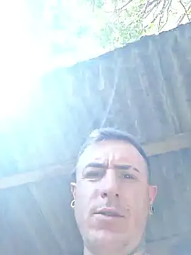 Snapshot of Bottz777 chatting on 6, 10, 2025 Bottz777 online show from 6, 10, 2025