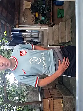 Snapshot of Bottz777 chatting on 12, 10, 2025 Bottz777 online show from 12, 10, 2025