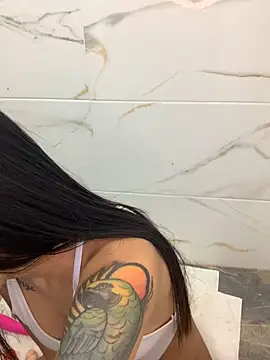 MiQeilaSweet online show from 13, 3, 2026