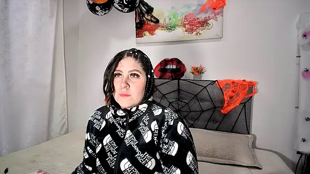 Luna sweet55 online show from 17, 10, 2025