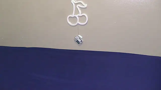 Snapshot of Serafynn chatting on 14, 11, 2025 Serafynn online show from 14, 11, 2025