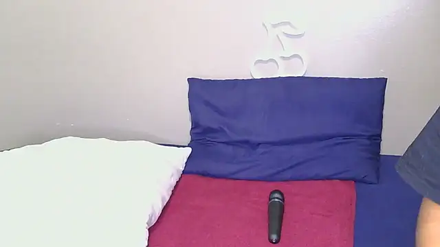 Snapshot of Serafynn chatting on 29, 11, 2025 Serafynn online show from 29, 11, 2025