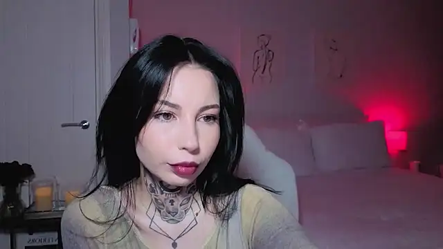 jeans-and-peach online show from 18, 10, 2025