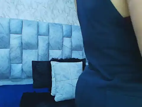 sofiagutierrez   online show from 26, 9, 2025