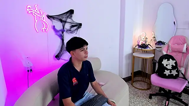 Peter chase online show from 15, 10, 2025