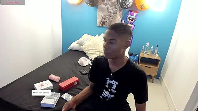 Sebastian Ortizdy online show from 4, 10, 2025
