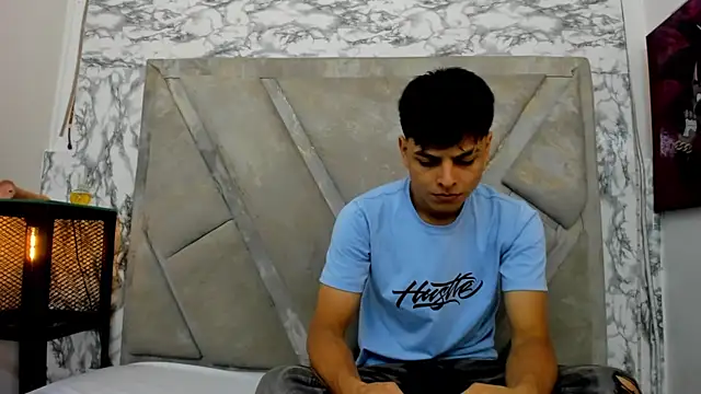 Logan Jhonson online show from 7, 11, 2025