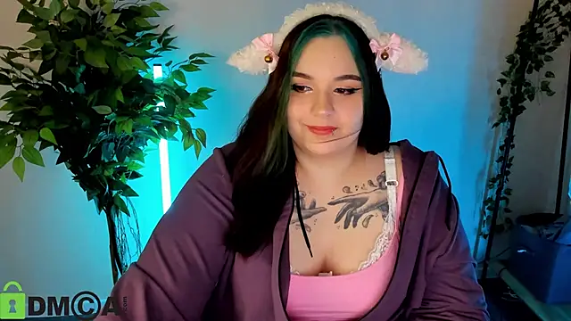 Mia R0ss online show from 4, 3, 2026