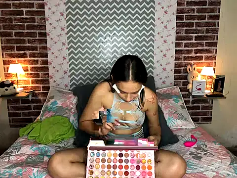 KaMila M00N online show from 22, 9, 2025