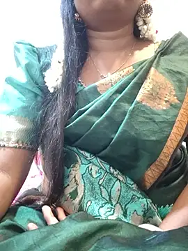 Snapshot of TAMIL_AMMUKUTTYY chatting on 13, 2, 2026 TAMIL AMMUKUTTYY online show from 13, 2, 2026