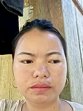 emly-xinh18 online show from 17, 9, 2025