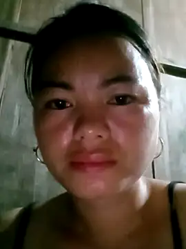 emly-xinh18 online show from 21, 9, 2025