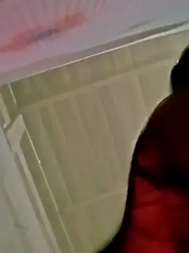 emly-xinh18 online show from 1, 12, 2025