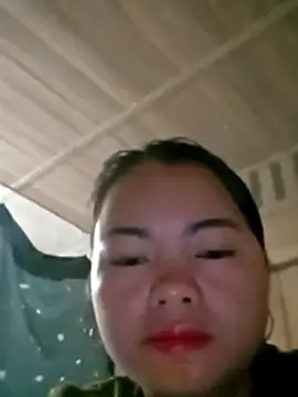 emly-xinh18 online show from 16, 12, 2025