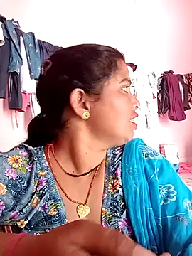 Hott locky online show from 6, 10, 2025