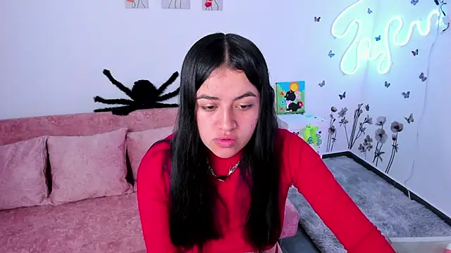 lilielou  online show from 6, 1, 2026