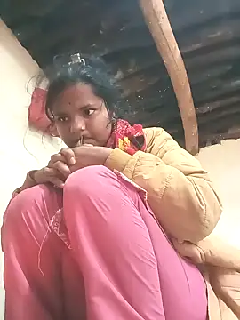 Hot Shredha online show from 15, 11, 2025