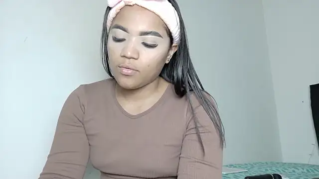 Natashaparker   online show from 5, 3, 2026