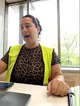 bichota85 online show from 22, 4, 2026