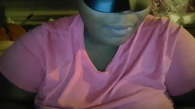 Ladypriry online show from 5, 10, 2025