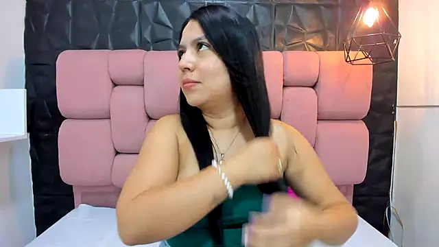 TessaCollinns online show from 26, 9, 2025