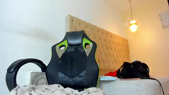 Snapshot of Naomis_35 chatting on 30, 11, 2025 Naomis 35 online show from 30, 11, 2025